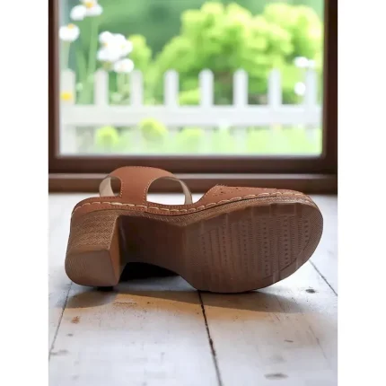 Women's Hollow-Out Buckled Heeled Sandals – Breathable Retro Summer Footwear for Garden Date, Workwear and Countryside Getaways 2025 - Image 5
