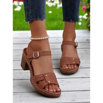 Women's Hollow-Out Buckled Heeled Sandals – Breathable Retro Summer Footwear for Garden Date, Workwear and Countryside Getaways 2025 - Image 3
